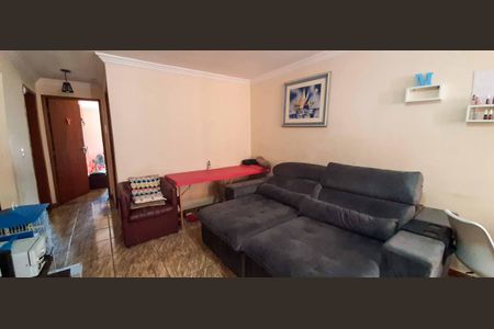 Casa à venda com 150m², 3 quartos e 1 vaga Casa à venda com 150m², 3 quartos e 1 vagaCasa 2 - Sala