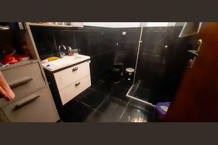 Casa à venda com 150m², 3 quartos e 1 vaga Casa à venda com 150m², 3 quartos e 1 vagaCasa 2 - Banheiro