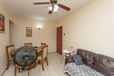 Apartamento à venda com 67m², 2 quartos e 1 vaga Apartamento à venda com 67m², 2 quartos e 1 vagaSala