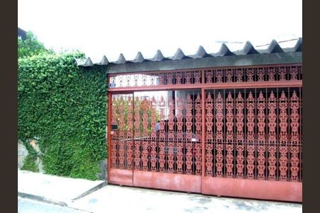 Casa à venda com 6 quartos, 220m² em Jardim Cotching, São Paulo