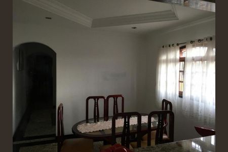 Casa à venda com 248m², 3 quartos e 6 vagas