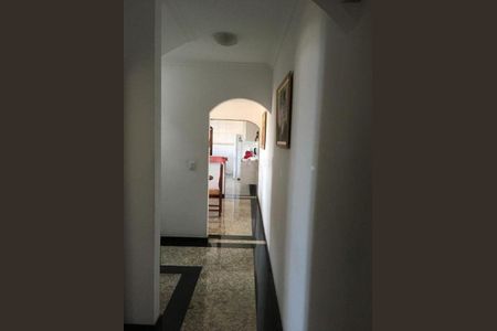 Casa à venda com 248m², 3 quartos e 6 vagas