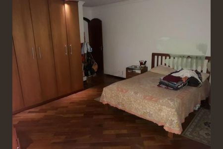 Casa à venda com 248m², 3 quartos e 6 vagas