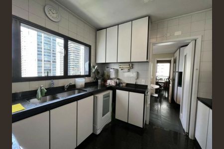 Apartamento à venda com 260m², 4 quartos e 4 vagas