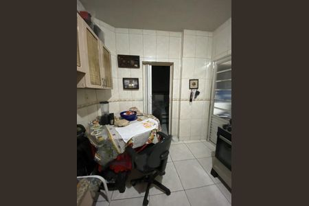 Casa à venda com 122m², 3 quartos e 3 vagas