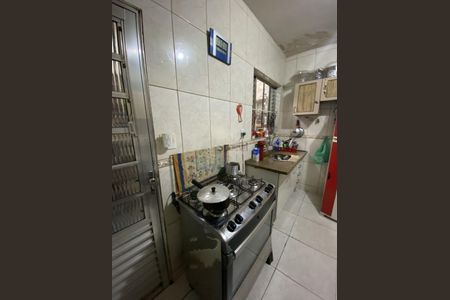 Casa à venda com 122m², 3 quartos e 3 vagas