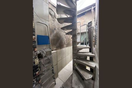 Casa à venda com 122m², 3 quartos e 3 vagas