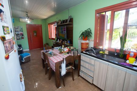 Casa à venda com 70m², 3 quartos e sem vaga Casa à venda com 70m², 3 quartos e sem vagaCozinha