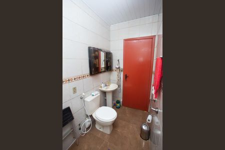 Casa à venda com 70m², 3 quartos e sem vaga Casa à venda com 70m², 3 quartos e sem vagaBanheiro