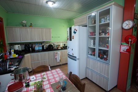 Casa à venda com 70m², 3 quartos e sem vaga Casa à venda com 70m², 3 quartos e sem vagaCozinha