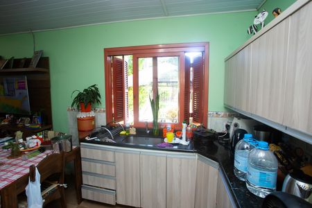 Casa à venda com 70m², 3 quartos e sem vaga Casa à venda com 70m², 3 quartos e sem vagaCozinha