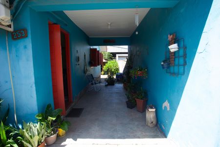 Casa à venda com 70m², 3 quartos e sem vaga Casa à venda com 70m², 3 quartos e sem vagaGaragem