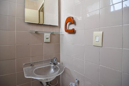 Apartamento à venda com 95m², 3 quartos e 1 vaga Apartamento à venda com 95m², 3 quartos e 1 vagaBanheiro