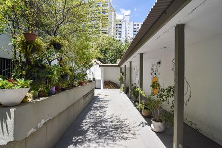 Apartamento à venda com 95m², 3 quartos e 1 vaga Apartamento à venda com 95m², 3 quartos e 1 vagaÁrea comum
