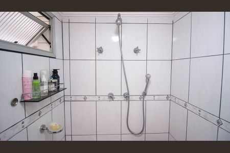 Apartamento à venda com 82m², 3 quartos e 1 vaga Apartamento à venda com 82m², 3 quartos e 1 vagaBanheiro Social