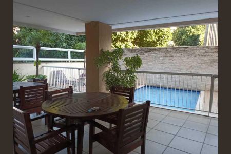 Apartamento à venda com 161m², 4 quartos e 2 vagas