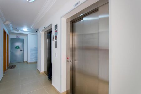 Apartamento à venda com 66m², 2 quartos e 1 vaga Apartamento à venda com 66m², 2 quartos e 1 vagaÁrea comum