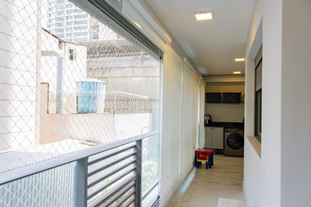 Apartamento à venda com 71m², 2 quartos e 1 vaga Apartamento à venda com 71m², 2 quartos e 1 vagaÁrea de Serviço