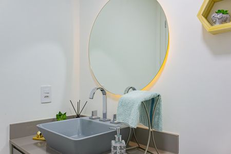 Apartamento à venda com 71m², 2 quartos e 1 vaga Apartamento à venda com 71m², 2 quartos e 1 vagaBanheiro