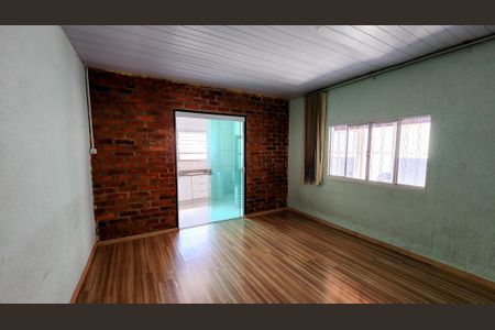 Casa à venda com 120m², 2 quartos e 1 vaga Casa à venda com 120m², 2 quartos e 1 vagaSala