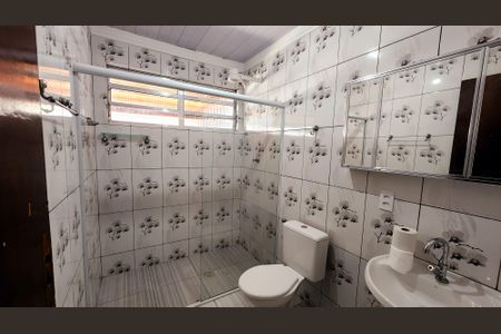 Casa à venda com 120m², 2 quartos e 1 vaga Casa à venda com 120m², 2 quartos e 1 vagaBanheiro