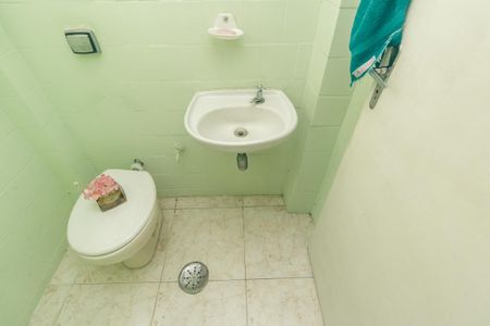 Apartamento à venda com 165m², 3 quartos e 1 vaga Apartamento à venda com 165m², 3 quartos e 1 vagaLavabo