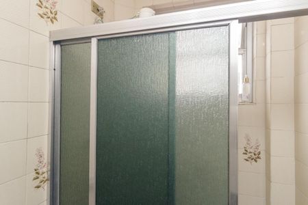 Apartamento à venda com 165m², 3 quartos e 1 vaga Apartamento à venda com 165m², 3 quartos e 1 vagaBanheiro 1