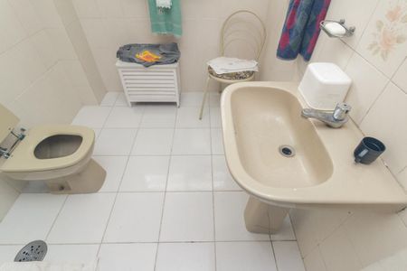 Apartamento à venda com 165m², 3 quartos e 1 vaga Apartamento à venda com 165m², 3 quartos e 1 vagaBanheiro 2