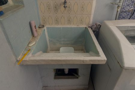 Apartamento à venda com 165m², 3 quartos e 1 vaga Apartamento à venda com 165m², 3 quartos e 1 vagaLavanderia