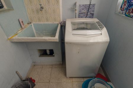 Apartamento à venda com 165m², 3 quartos e 1 vaga Apartamento à venda com 165m², 3 quartos e 1 vagaLavanderia