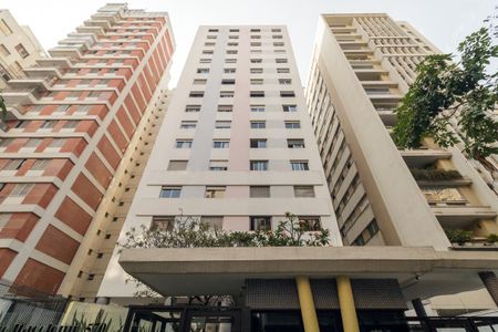 Apartamento à venda com 165m², 3 quartos e 1 vaga Apartamento à venda com 165m², 3 quartos e 1 vagaFachada