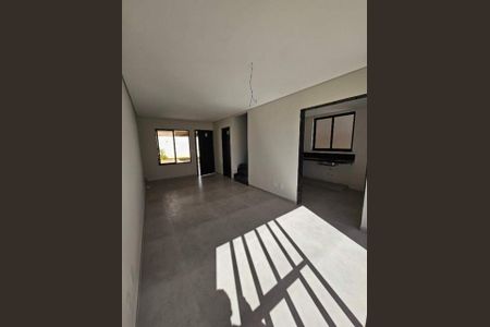 Casa de condomínio à venda com 123m², 4 quartos e 2 vagas Casa de condomínio à venda com 123m², 4 quartos e 2 vagasSala no terreo
