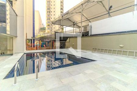 Apartamento à venda com 100m², 3 quartos e 2 vagas Apartamento à venda com 100m², 3 quartos e 2 vagasPiscina
