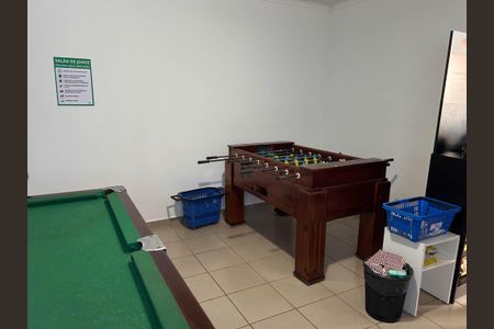 Casa de condomínio à venda com 48m², 2 quartos e 1 vaga Casa de condomínio à venda com 48m², 2 quartos e 1 vagaÁrea comum