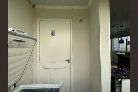 Casa de condomínio à venda com 48m², 2 quartos e 1 vaga Casa de condomínio à venda com 48m², 2 quartos e 1 vagaÁrea comum Salão de Festas