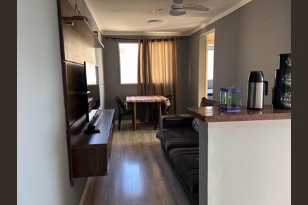 Casa de condomínio à venda com 48m², 2 quartos e 1 vaga Casa de condomínio à venda com 48m², 2 quartos e 1 vagaSala