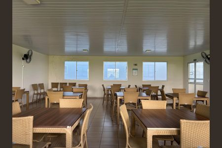 Casa de condomínio à venda com 48m², 2 quartos e 1 vaga Casa de condomínio à venda com 48m², 2 quartos e 1 vagaÁrea comum Salão de Festas