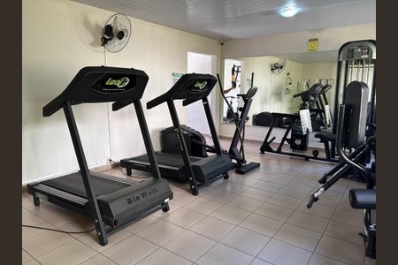 Casa de condomínio à venda com 48m², 2 quartos e 1 vaga Casa de condomínio à venda com 48m², 2 quartos e 1 vagaAcademia