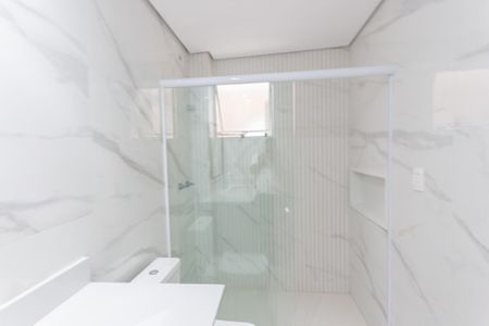 Apartamento à venda com 70m², 2 quartos e 1 vaga Apartamento à venda com 70m², 2 quartos e 1 vagaBanheiro