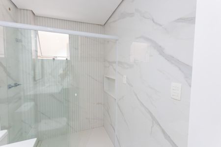 Apartamento à venda com 70m², 2 quartos e 1 vaga Apartamento à venda com 70m², 2 quartos e 1 vagaBanheiro