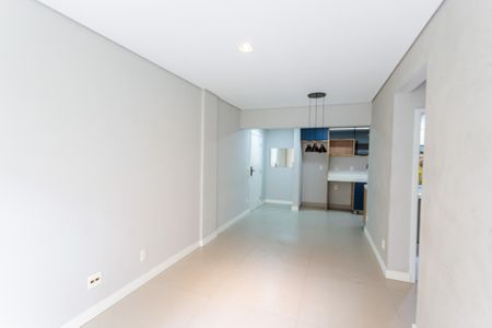 Apartamento à venda com 70m², 2 quartos e 1 vaga Apartamento à venda com 70m², 2 quartos e 1 vagaSala