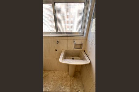 Apartamento para alugar com 70m², 2 quartos e 1 vaga Apartamento para alugar com 70m², 2 quartos e 1 vagaÁrea de Serviço