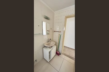 Apartamento para alugar com 70m², 2 quartos e 1 vaga Apartamento para alugar com 70m², 2 quartos e 1 vagaBanheiro