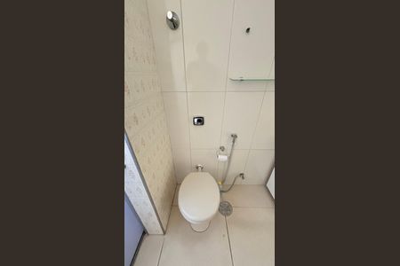 Apartamento para alugar com 70m², 2 quartos e 1 vaga Apartamento para alugar com 70m², 2 quartos e 1 vagaBanheiro