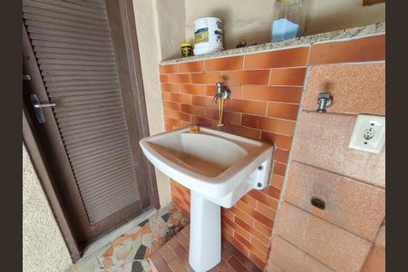 Casa à venda com 253m², 4 quartos e 1 vaga Casa à venda com 253m², 4 quartos e 1 vagaÁrea de Serviço