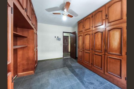 Casa à venda com 253m², 4 quartos e 1 vaga Casa à venda com 253m², 4 quartos e 1 vagaQuarto 3