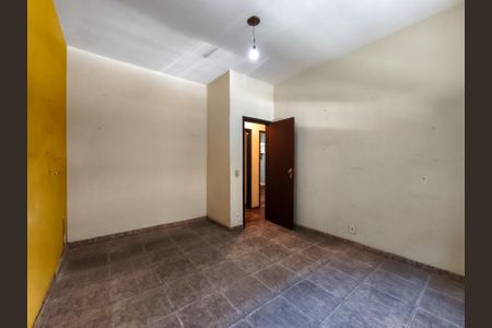 Casa à venda com 253m², 4 quartos e 1 vaga Casa à venda com 253m², 4 quartos e 1 vagaQuarto 1