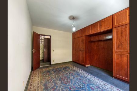 Casa à venda com 253m², 4 quartos e 1 vaga Casa à venda com 253m², 4 quartos e 1 vagaQuarto 4