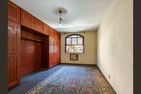 Casa à venda com 253m², 4 quartos e 1 vaga Casa à venda com 253m², 4 quartos e 1 vagaQuarto 4