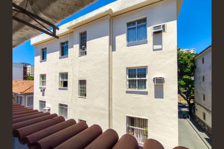 Casa à venda com 253m², 4 quartos e 1 vaga Casa à venda com 253m², 4 quartos e 1 vagaTerraço